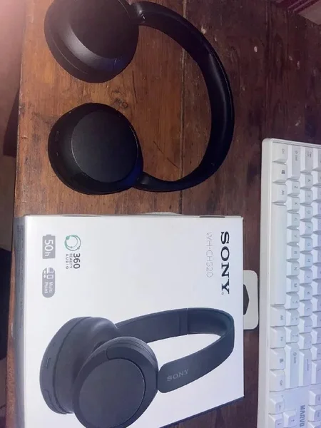 Наушники Sony — switch