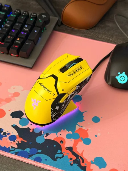 Мышка Razer Viper Ultimate Cyberpunk — mouse