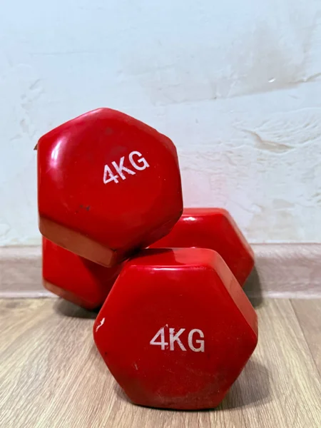 Гантели 4 кг — dumbbell, bell pepper