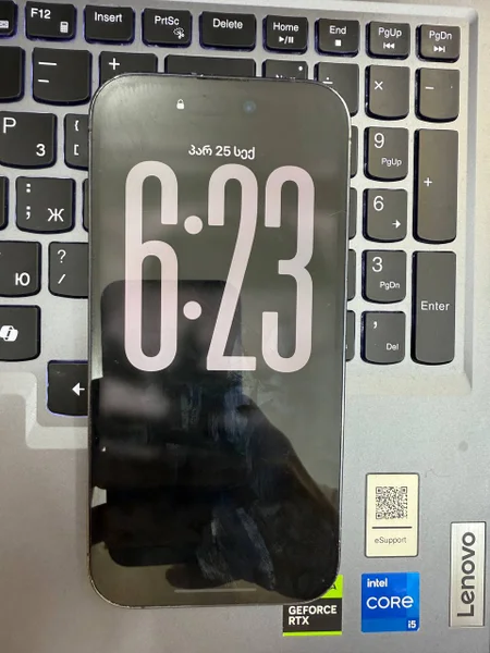 iPhone 14 Pro 128GB — vending machine, remote control