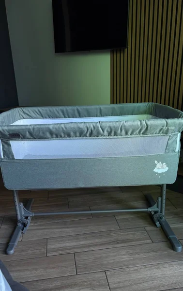 Детская коляска для новорожденных — studio couch, bassinet, cradle