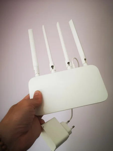 Wi-Fi роутер Xiaomi Mi Router 4C — switch, modem