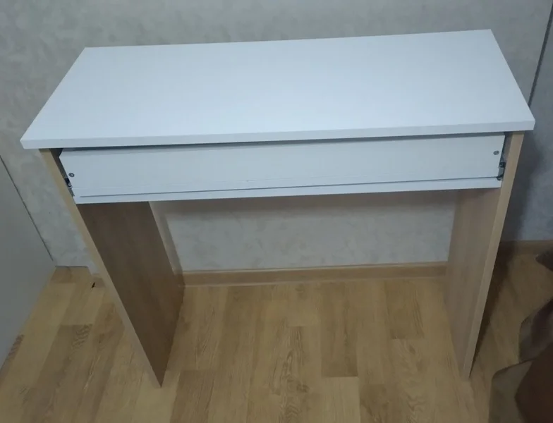 Стол 82x82x33 см — file, desk