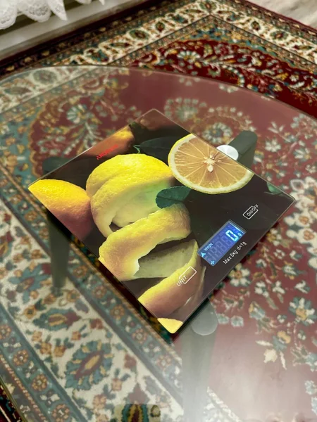 Весы кухонные ARDESTO — lemon