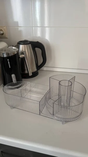 Органайзер для косметики — measuring cup, coffeepot