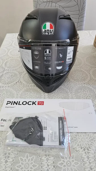 Мотошлем AGV K3 Matt Black — CD player, racket
