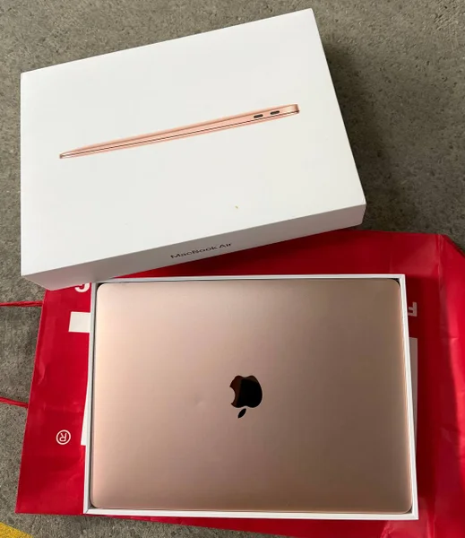 MacBook Air 13 M1 8/256GB — notebook, laptop