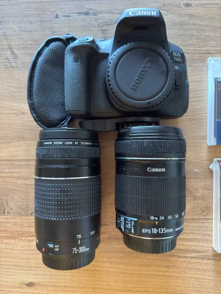 Фотоаппарат Canon EOS 750D с комплектом объективов и аксессуаров — reflex camera, lens cap