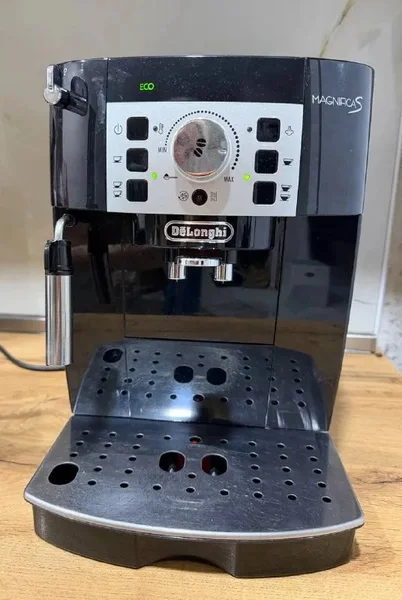 Кофемашина Magnifica S — espresso maker