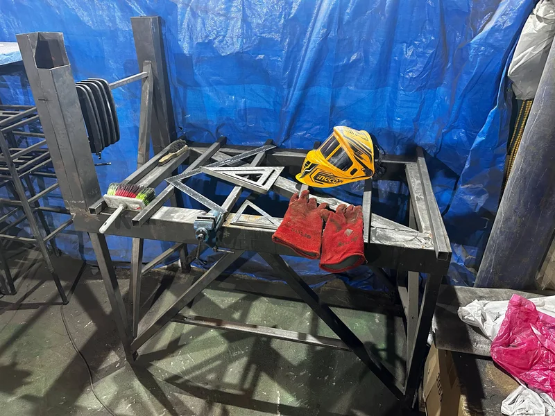 Комплект сварочного оборудования — folding chair, chain saw