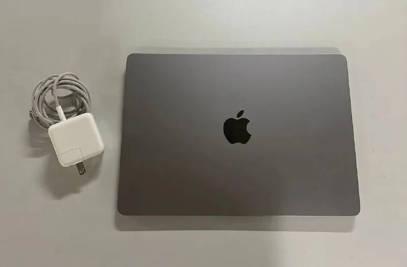 MacBook Air 13.6" M2 8/256GB — notebook, laptop