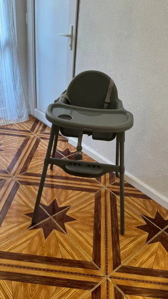 Стульчик для кормления — rocking chair, folding chair, bassinet