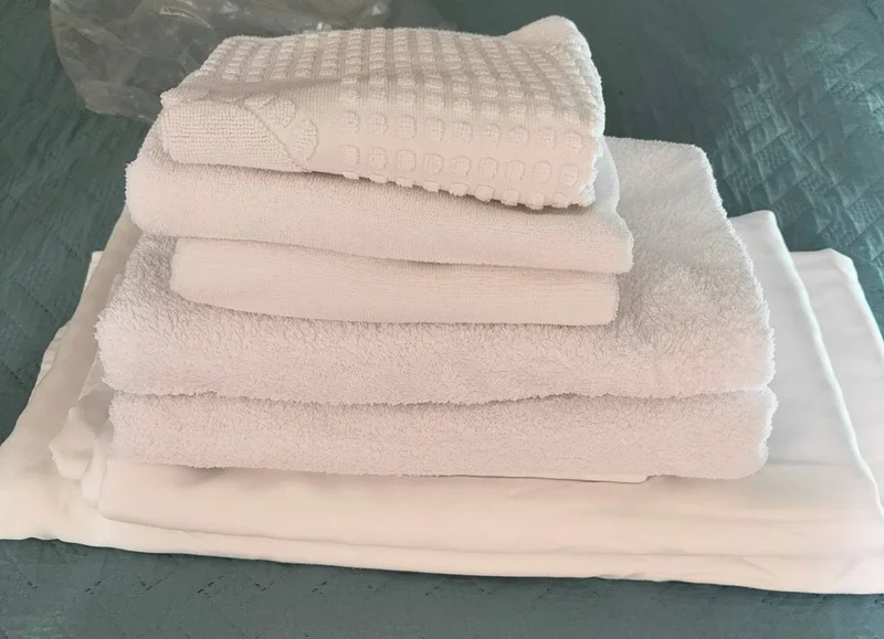 Комплект постельного белья с полотенцами — bath towel