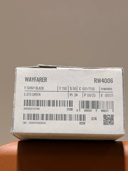 Ray-Ban Meta Wayfarer — slide rule, carton