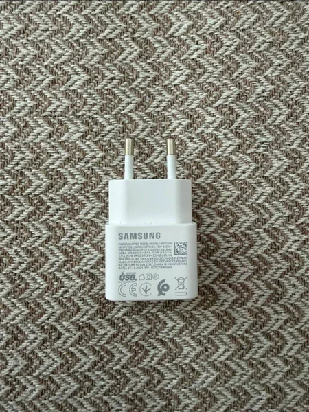 Оригинальный зарядный блок Samsung 25W — switch, sunscreen