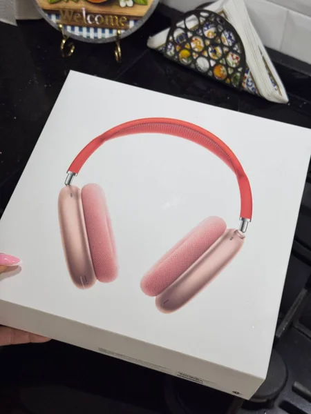 AirPods Max Pink — mouse, switch