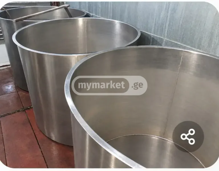 Цистерна — bucket, measuring cup