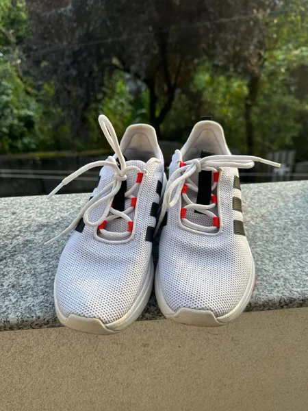 Кроссовки Adidas зеленые