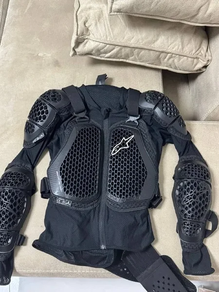 Alpinestars Bionic Action V2 Protector Jacket — knee pad, running shoe