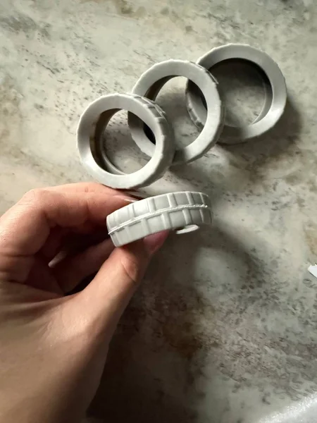Защитные накладки на колёсики чемодана 4 шт — combination lock, loupe
