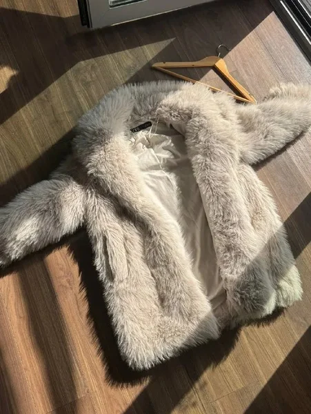 Женская шуба Zara