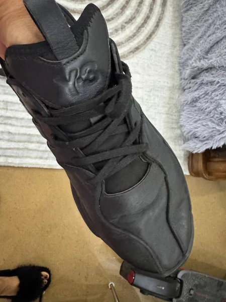 Кроссовки Y-3 кожаные — cowboy boot, Loafer, abaya