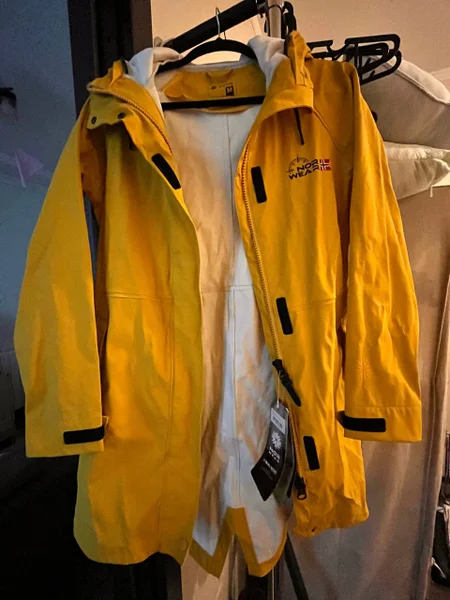 Непромокаемый плащ Way Nor — trench coat