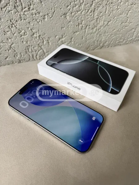 Apple iPhone — iPod, mouse