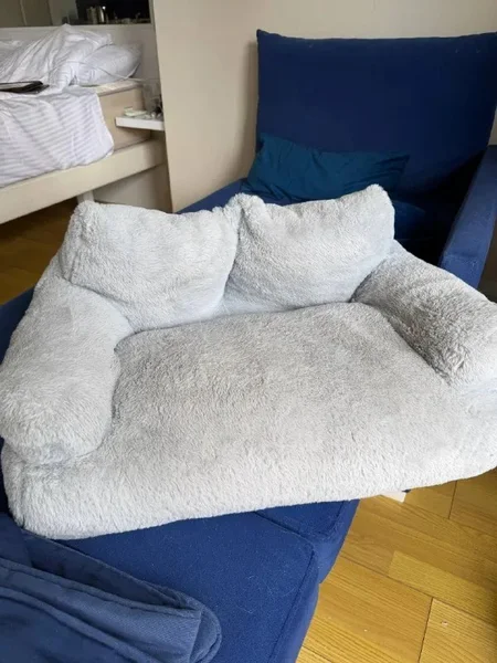 Диван для кошки — bath towel
