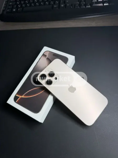 Apple iPhone 16 Pro Max 256GB — can opener