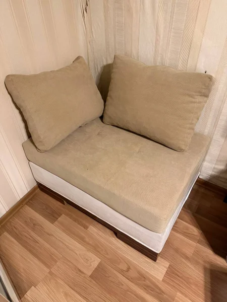 Стенка — studio couch
