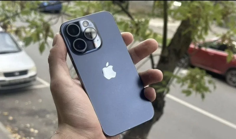 iPhone 15 Pro 256 GB Blue Titanium