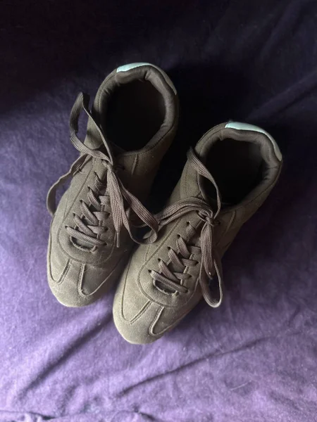 Набор обуви: кеды и лоферы 39.5 размер — sandal, running shoe