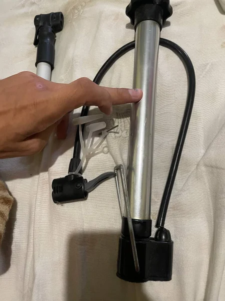 Велоштуки, одежда, лекарства и разное — soap dispenser, stethoscope, vacuum