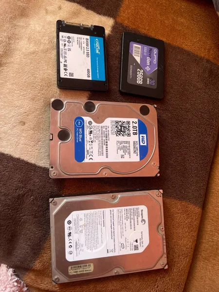 HDD Seagate 320GB — hard disc