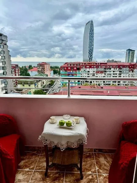 1+1 квартиру — paddlewheel, restaurant