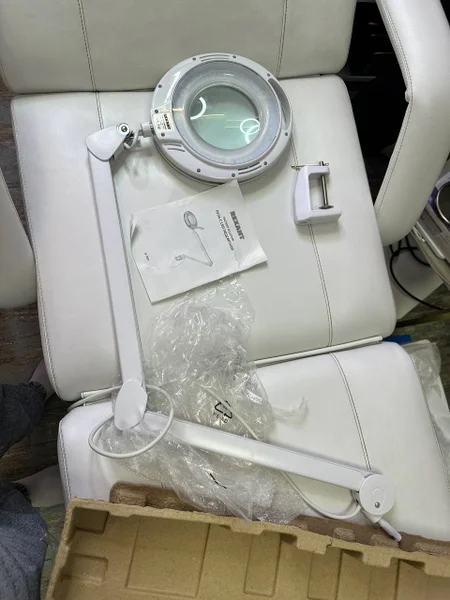Набор сантехники и инструментов — toilet seat, washer
