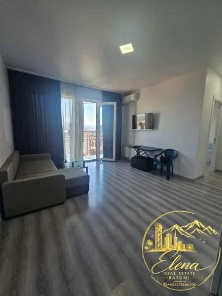 Квартира 2+1 на улице Мамуладзе, 13 — window shade, studio couch, home theater