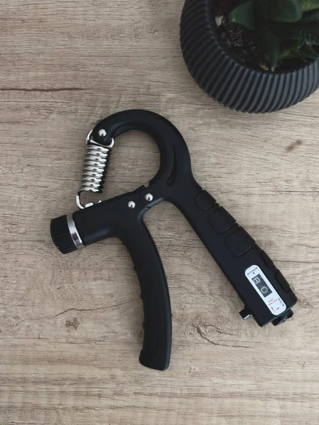 Эспандер кистевой — hook, corkscrew