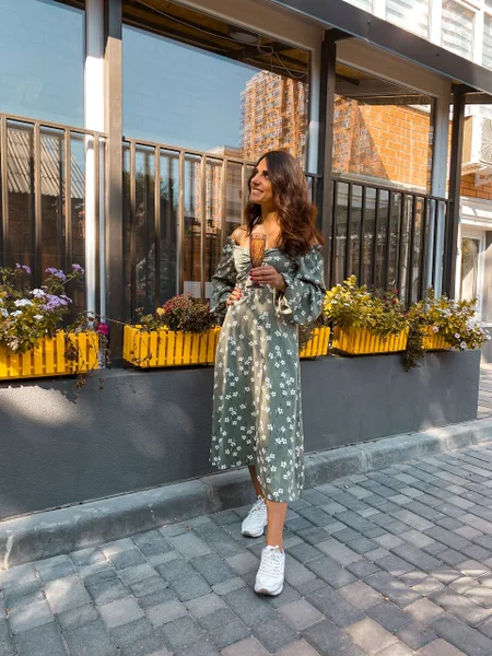 Платье Zara белое с поясом