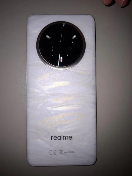 Realme 14 Pro 512GB 12GB — wall clock, analog clock