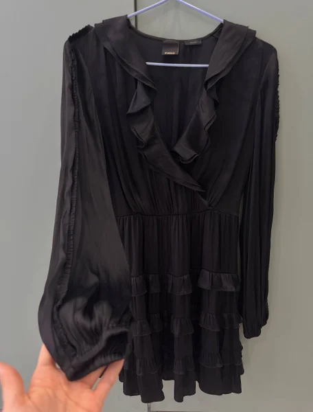 Платье Pinko — abaya, cloak, suit