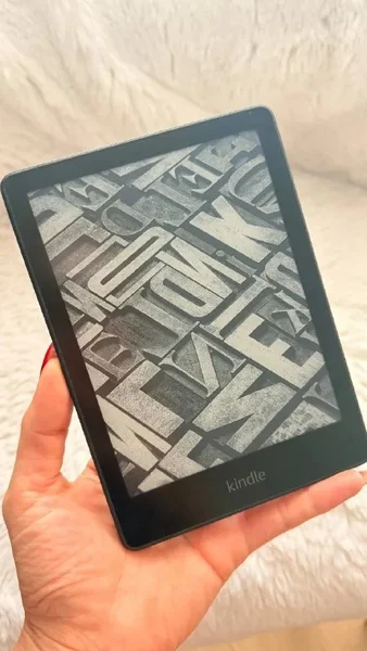 Электронная книга Amazon Kindle Paperwhite 11 Gen 8GB