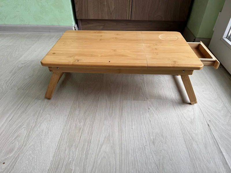 Столик для кровати — dining table, desk