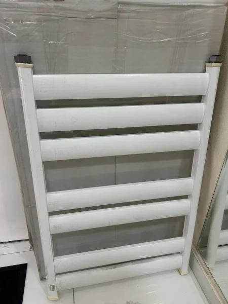 Полотенцесушитель 500х800 — bookcase, space heater