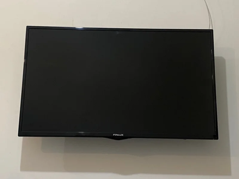 Телевизор Finlux 40" — monitor, notebook, screen
