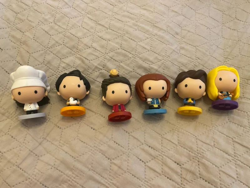 Коллекция фигурок в полном составе — rubber eraser, saltshaker, ocarina