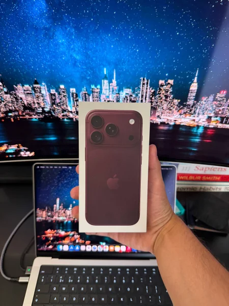iPhone 18 Pro — hand-held computer, radio, iPod