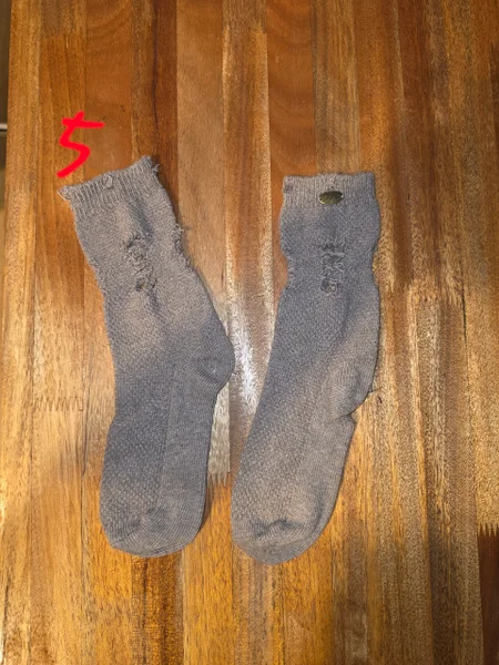 Носки серы — jean, sock, mitten