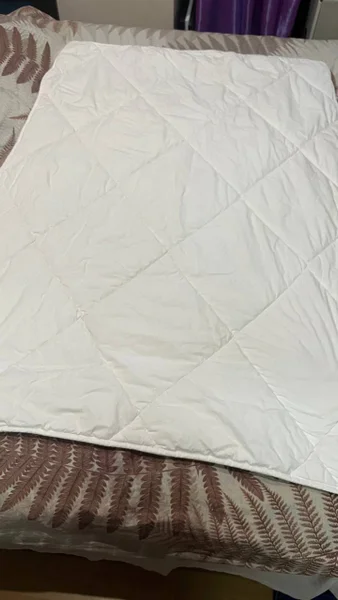 Одеяло силиконовое на детскую кроватку — handkerchief